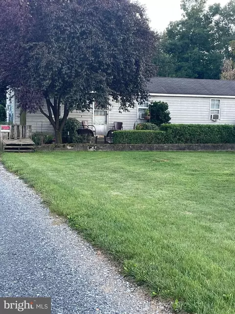 154 Lickdale Rd, Jonestown, PA 17038