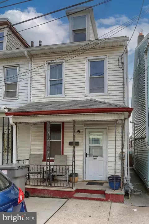1126 Buttonwood St, Lebanon, PA 17046