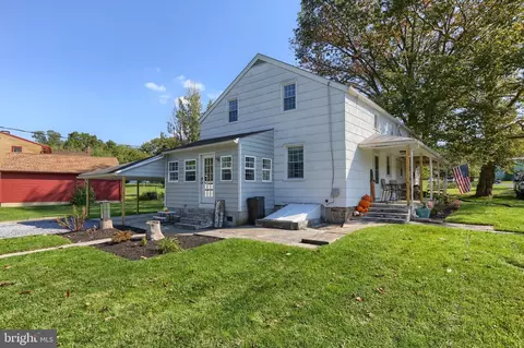 132 Magnetite Ln, Lebanon, PA 17042