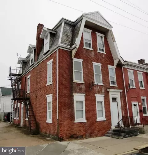 544 N 8th St, Lebanon, PA 17046