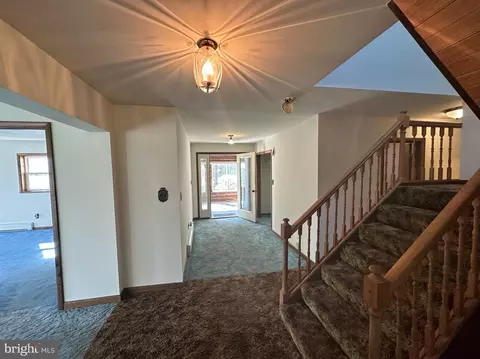 133 E Patrick Rd, Palmyra, PA 17078 photo 4