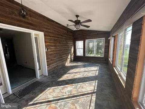 133 E Patrick Rd, Palmyra, PA 17078 photo 2