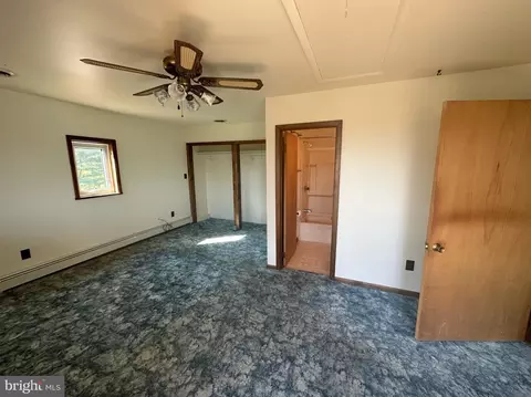133 E Patrick Rd, Palmyra, PA 17078 photo 9
