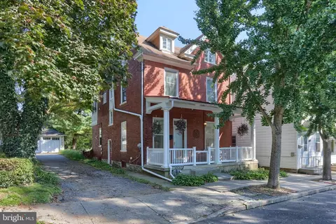 256 S 2nd St, Lebanon, PA 17042