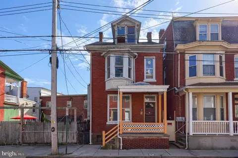 814 Church St, Lebanon, PA 17046