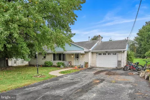 1536 Nowlen St, Lebanon, PA 17042