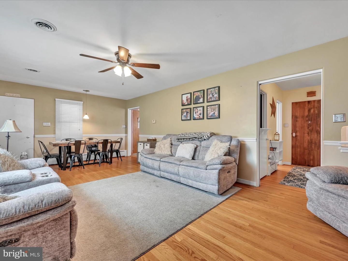 511 E Oak St, Palmyra, PA 17078 photo 6