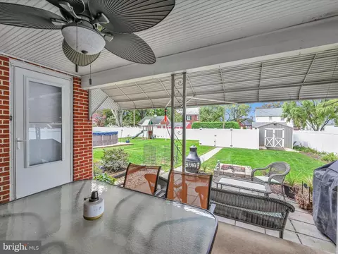 511 E Oak St, Palmyra, PA 17078 photo 24