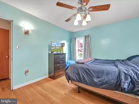 511 E Oak St, Palmyra, PA 17078 photo 11