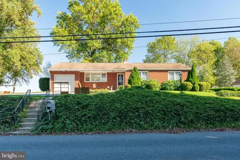 10 Mine Rd, Lebanon, PA 17042