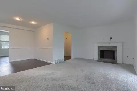935 E Maple St, Palmyra, PA 17078 photo 12