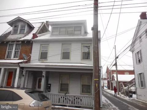 124 S 8th St, Lebanon, PA 17042