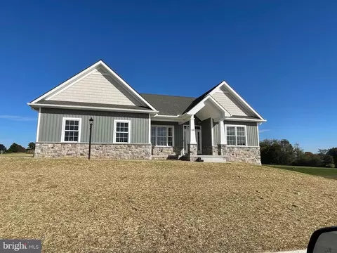 150 Dream Dr, Lebanon, PA 17046