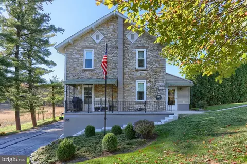 195 Race St, Lebanon, PA 17042