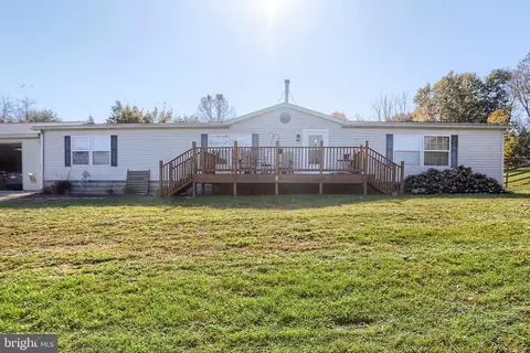 10173 Jonestown Rd, Grantville, PA 17028