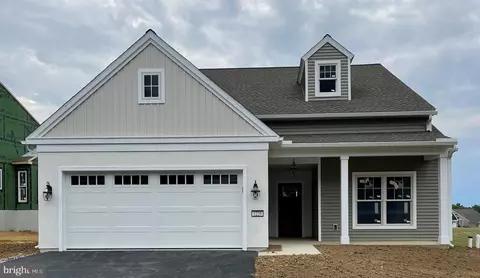 1226 Mosaic Dr #416, Lebanon, PA 17042
