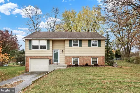 306 E Carpenter Ave, Myerstown, PA 17067