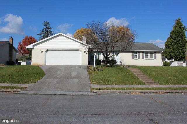 975 E Pine St, Palmyra, PA 17078