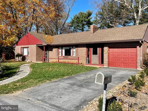 1011 Kochenderfer, Lebanon, PA 17046