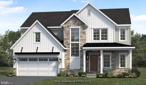 168 Forge Dr, Lebanon, PA 17042
