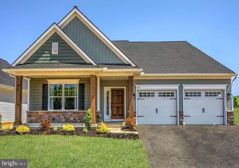 113 Bellflower Ave, Annville, PA 17003