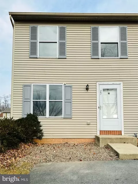 23 Tiffany Ln, Lebanon, PA 17046