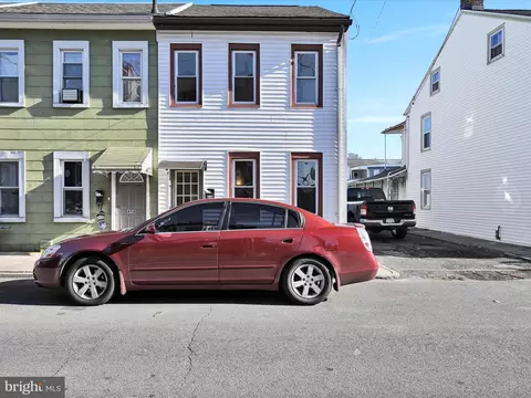 456 New St, Lebanon, PA 17046