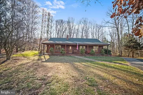 324 Sheep Hill Rd, Newmanstown, PA 17073