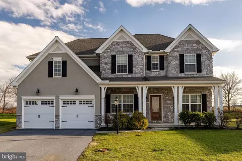 88 Oxford Rd, Annville, PA 17003