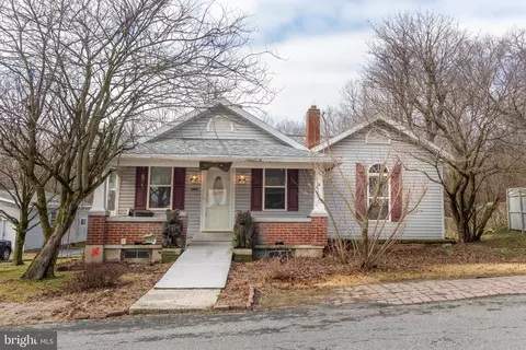 1401 N 8th St, Lebanon, PA 17046