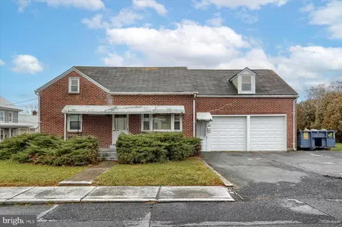 49 S Mill St, Annville, PA 17003