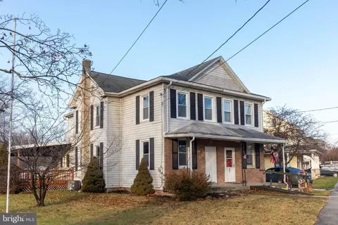 49 Palmyra Rd, Palmyra, PA 17078