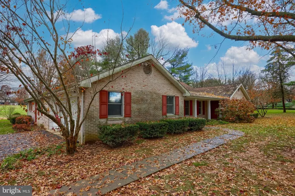 845 Tudor Ln, Lebanon, PA 17042 46 Photos Movoto