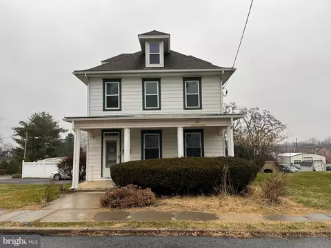 407 E Chestnut St, Lebanon, PA 17042