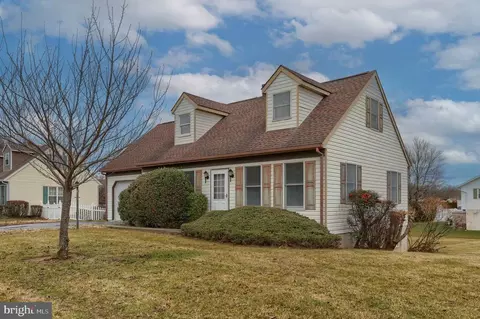 100 N Mill St, Jonestown, PA 17038