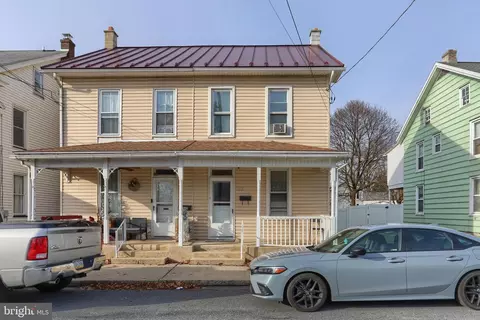313 S Broad St, Myerstown, PA 17067