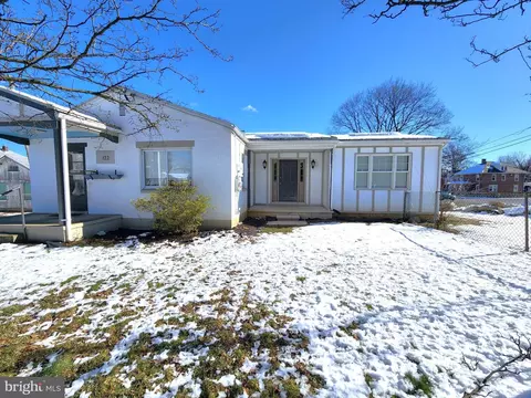 122 S 4th Ave, Lebanon, PA 17042