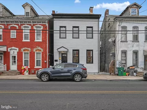 1105 Lehman St, Lebanon, PA 17046