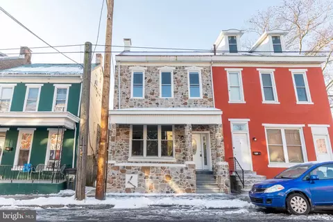 1040 Lehman St, Lebanon, PA 17046
