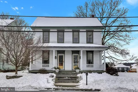 2744 Horseshoe Pike, Palmyra, PA 17078