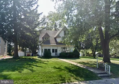 208 W Park Ave, Myerstown, PA 17067