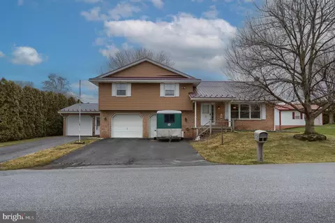 11 Glenwood, Myerstown, PA 17067