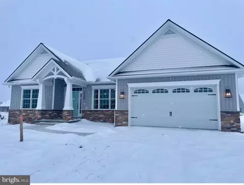 239 Daisy Dr, Lebanon, PA 17046