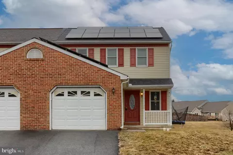 314 Cindy Dr, Jonestown, PA 17038
