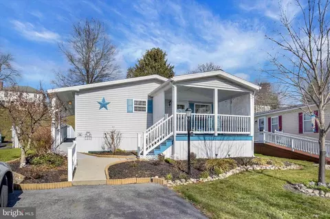 428 W Cedar St, Palmyra, PA 17078