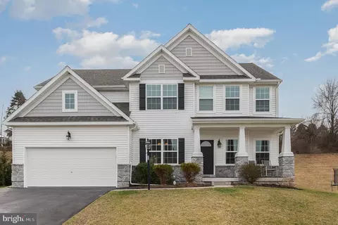 438 Bridle Ave, Palmyra, PA 17078
