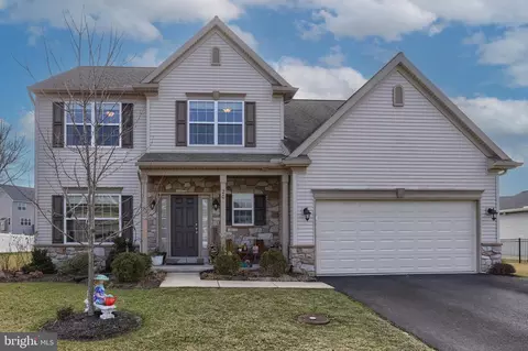 20 Finch Dr, Annville, PA 17003