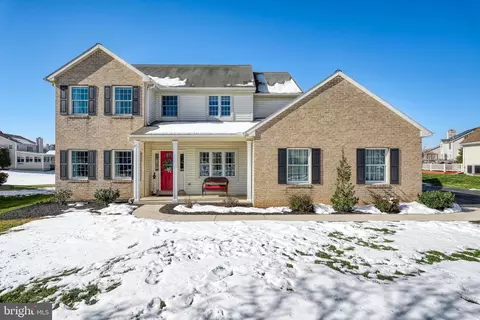 12 Oatfield Ln, Palmyra, PA 17078
