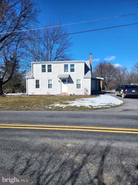 112 Racehorse Dr, Jonestown, PA 17038