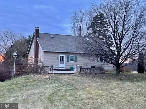 996 Shirksville Rd, Lebanon, PA 17046